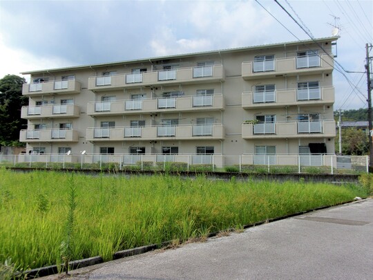久礼田団地 403号